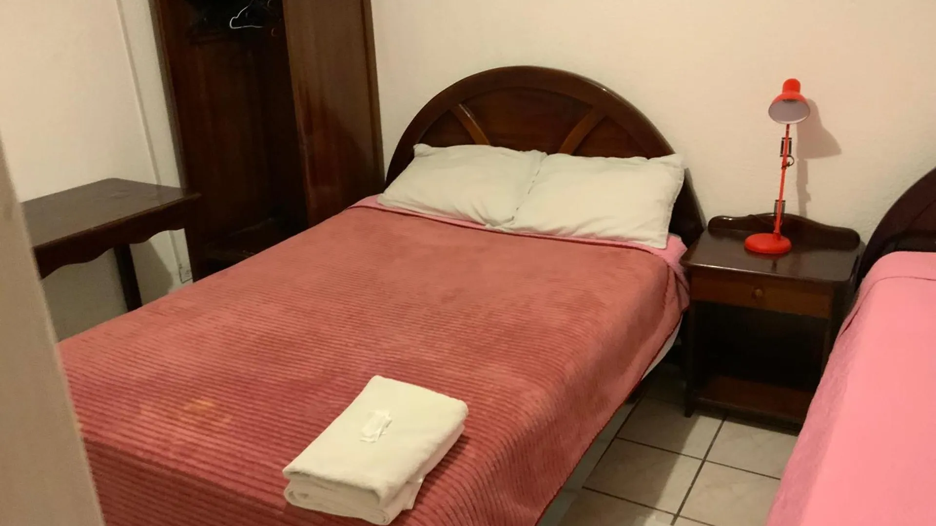 Hostal Almagro Quito 0*,  Ekvádor